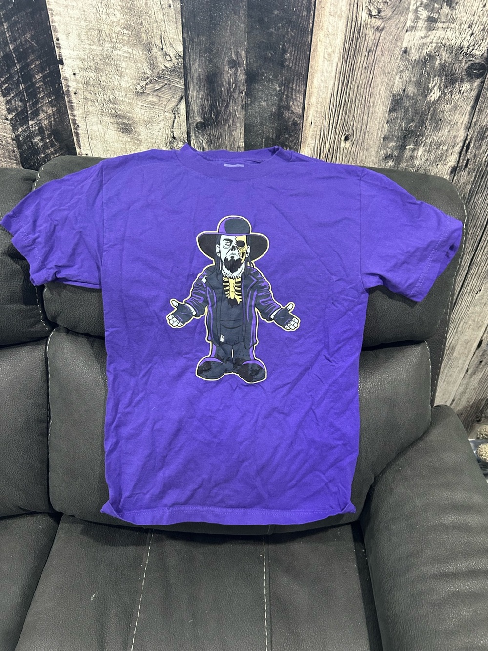 WWE The Undertaker UNdeadman men’s t shirt size small!